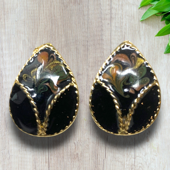 Vintage 1980s Black Swirl Enamel Gold Tone Pierced Earrings Teardrop Modernist - Picture 1 of 5
